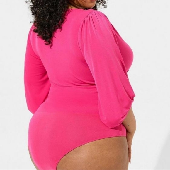 5X • Torrid • Studio Knit Surplice Long Sleeve Bodysuit - Picture 4 of 5